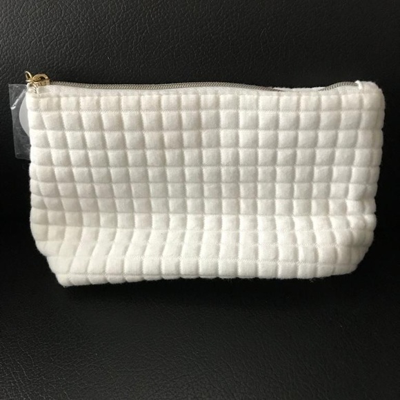 Clarins Pouch/Makeup Bag - Picture 1 of 5